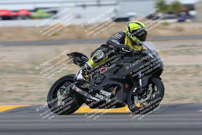 media/Jan-14-2023-SoCal Trackdays (Sat) [[497694156f]]/Turn 4 Set 2 (1030am)/